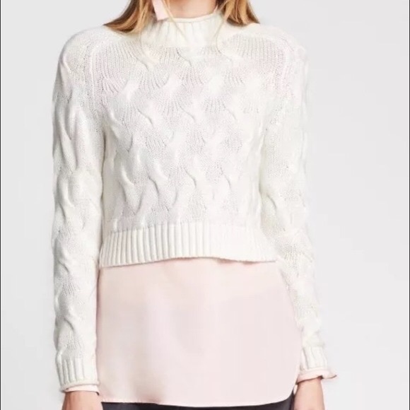 Cable Knit Cropped Sweater 